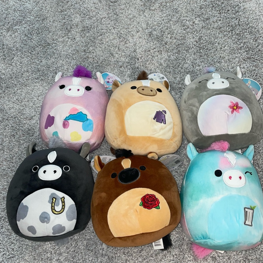 Kentucky derby squishmallows